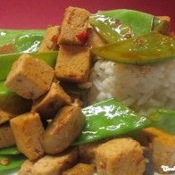 Tofu-Gemüse aus dem Wok
